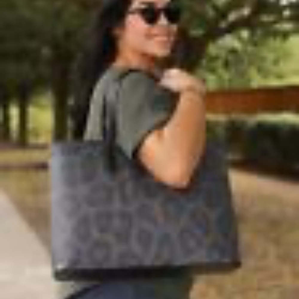NWT | Leopard 100% Nappa Leather Tote | Large - Picture 4 of 5